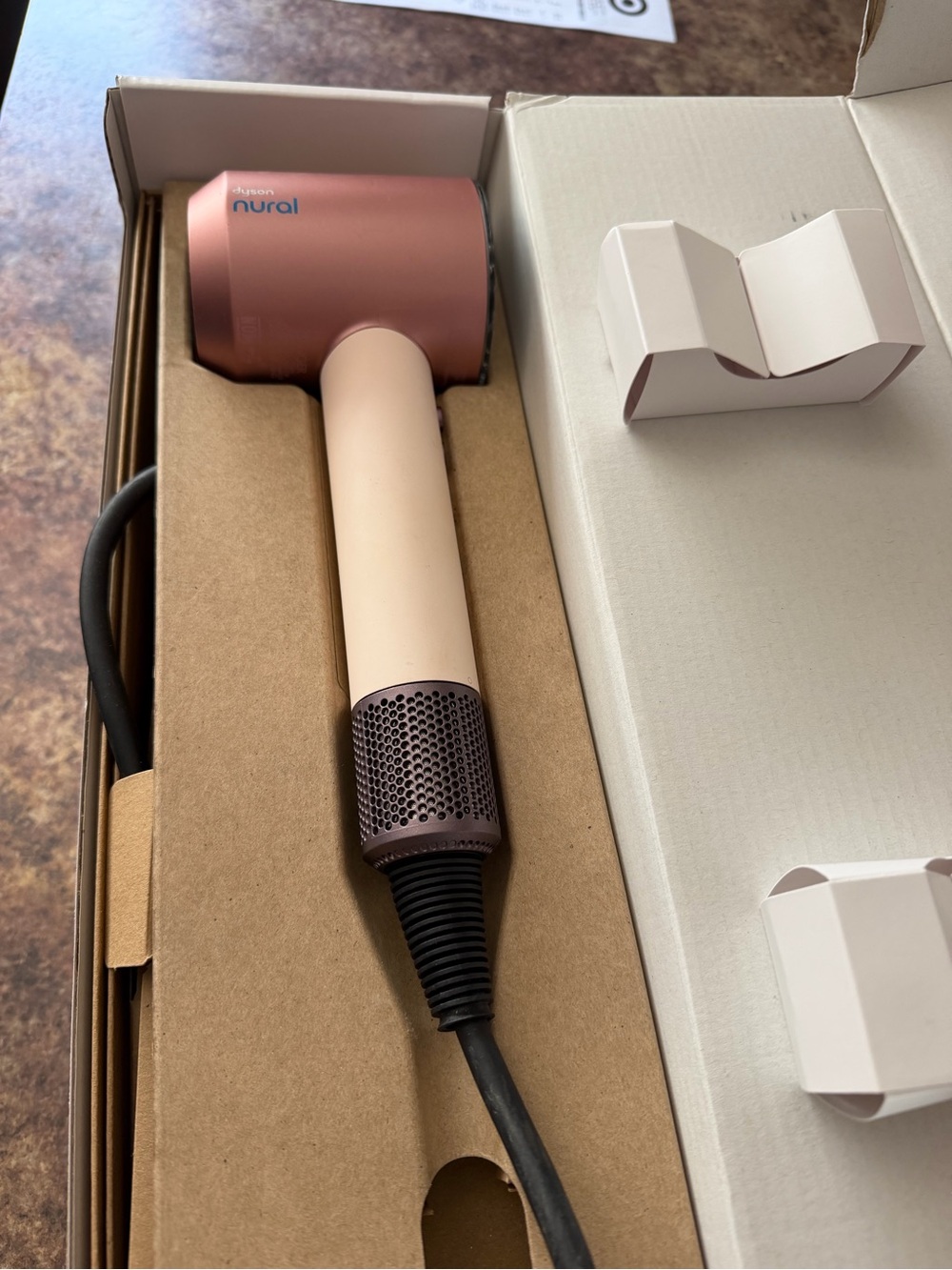 Dyson Supersonic Nural Hair Dryer Blower HD16 Ceramic Pink Rose Gold - Picture 4 of 9
